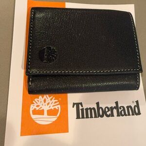 Timberland genuine leather men’s trifold wallet RFID black 2 cash slots $44 new